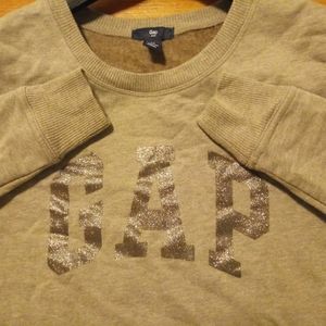 ✨GAP beige sweater NWOT glittery logo 🖤✨